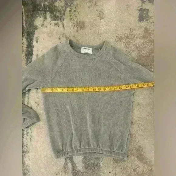 Kids Gray Old Navy Sweater - Picture 4 of 6